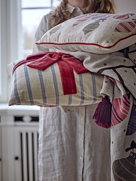Dekoratívny vankúš Ornamentia Red 60 × 40 cm