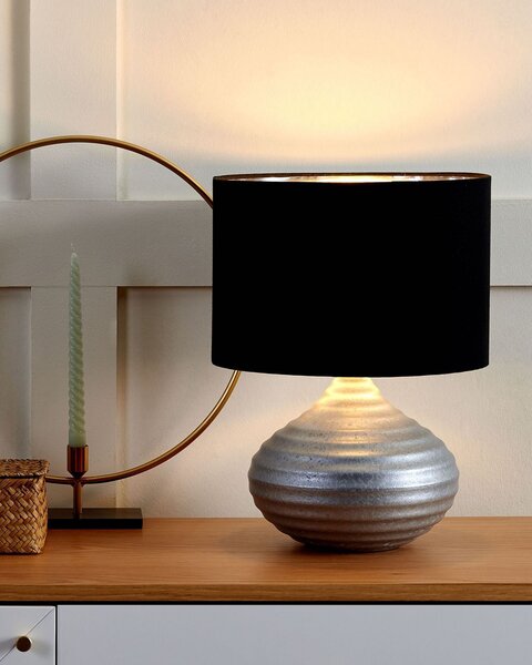 Stolná lampa strieborný keramický podstavec 42 cm látkové tienidlo moderný dizajn