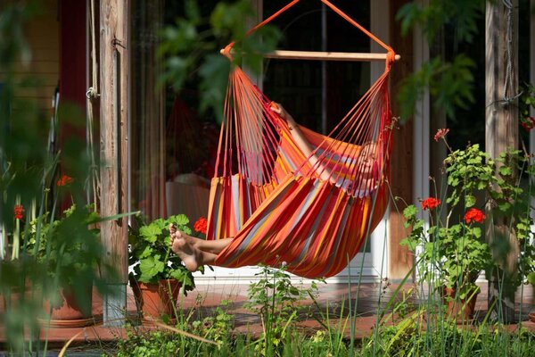 La Siesta DOMINGO COMFORT CARIBIC - závesné hojdacie kreslo komfortné, ale zároveň priestorovo nenáročné