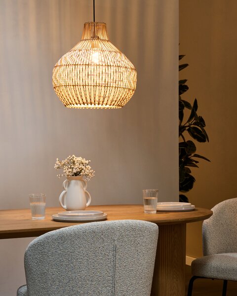 Závesná lampa biela ratanové tienidlo železný rám závesná lampa boho štýl osvetlenie