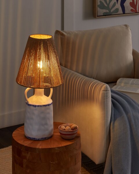 Stolová lampa biely keramický podstavec 24 x 24 x 51 cm prírodné prútené papierové tienidlo nočné svetlo spálňa obývačka