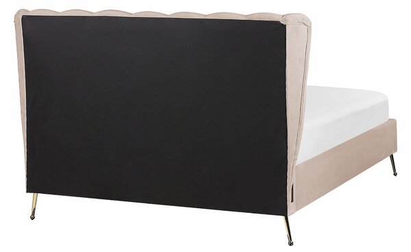 Posteľ sivobéžová zamatové čalúnenie 140 x 200 cm zlaté kovové nohy prešívané čelo s USB portom moderný glamour štýl spálňa