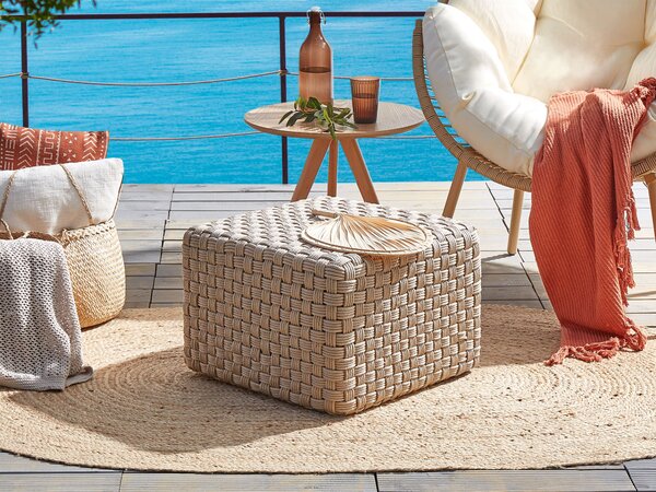 Vonkajší taburet sivobéžový syntetický materiál 50 x 50 x 35 cm štvorcový tvar pletený ručná výroba puf podnožka moderný boho štýl záhrada