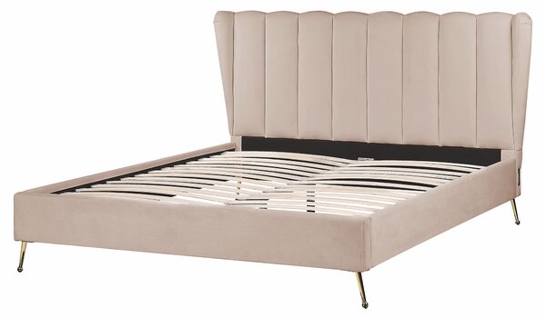 Posteľ sivobéžová zamatové čalúnenie 160 x 200 cm zlaté kovové nohy prešívané čelo s USB portom moderný glamour štýl spálňa
