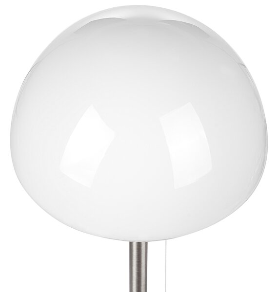 Stolná lampa strieborný kovový podstavec biele sklenené tienidlo vypínač na šnúrke minimalistický štýl kancelária