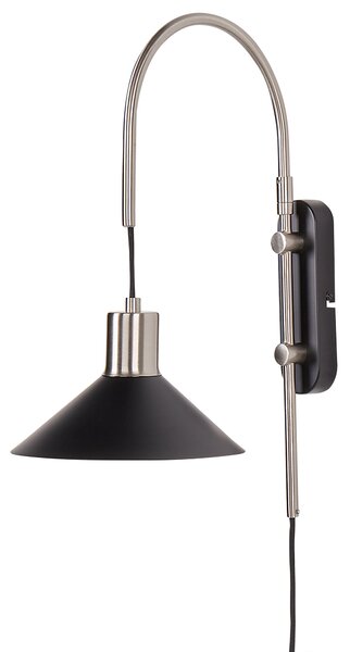 Nástenná lampa čierna strieborná oceľová 1 svetlo kužeľovité tienidlo moderný industriálny štýl obývacia izba spálňa
