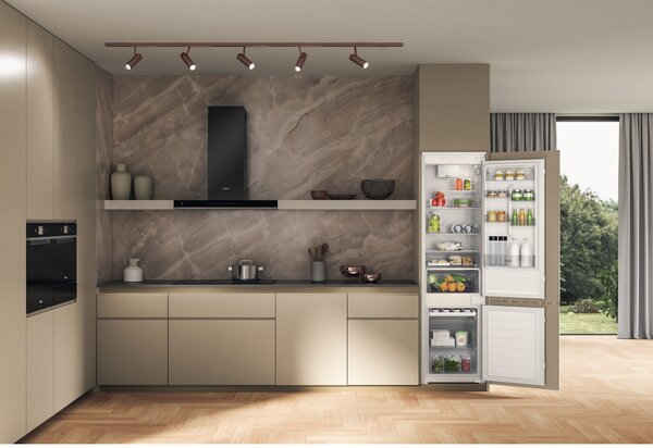 Whirlpool WHC20D011B1 + kupóny na daľší nákup - Chladnička kombinovaná zabudovateľná
