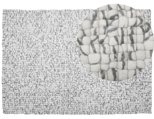 Koberec svetlosivý vlnený 160 x 230 cm obdĺžnikový tvar plstený ručne vyrobený obývacia izba spálňa