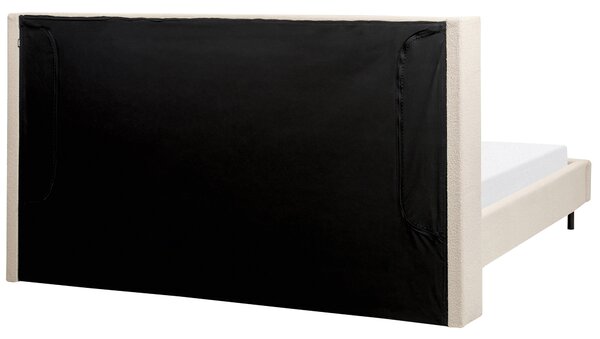 Posteľ béžová buklé čalúnenie 180 x 200 cm čalúnené čelo lamelová základňa čierne nohy moderný dizajn