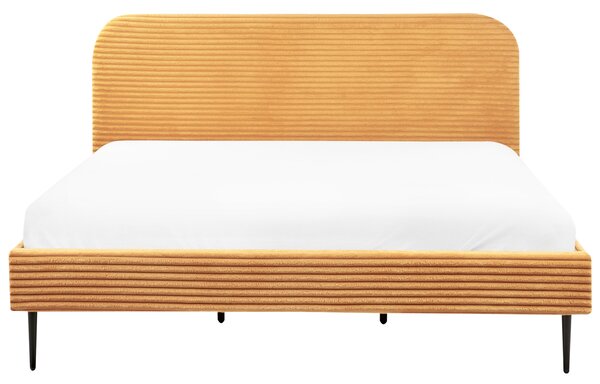 Posteľ oranžová menčestrová 180 x 200 cm čalúnené čelo čierne nohy lamelový rošt minimalistický dizajn