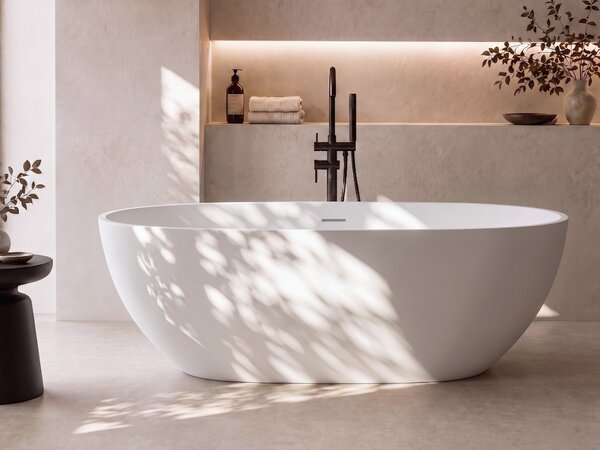 Voľne stojaca vaňa biela solid surface 170 cm oválna s tenkým okrajom moderná kúpeľňa