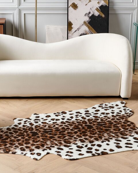 Koberec hnedý a biely umelá hovädzia koža 130 x 170 cm s leopardím vzorom nepravidelný tvar moderný rustikálny