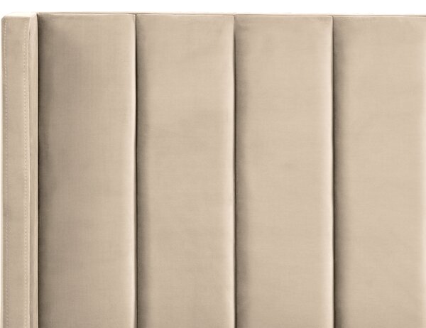 Posteľ béžová zamatová čalúnená 140 x 200 cm s roštom vysoké prešívané čelo nábytok do spálne