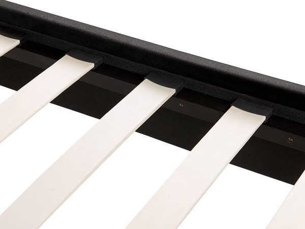 Posteľ čierna čalúnená zamatová 140 x 200 cm čalúnené čelo zlaté nohy lamelový rošt minimalistický dizajn