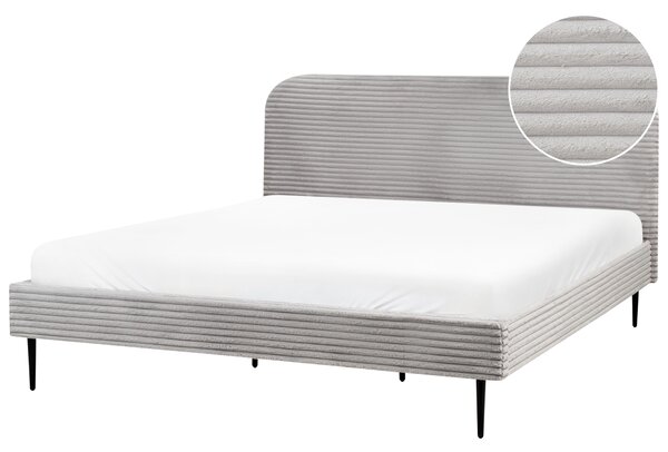 Posteľ svetlosivá menčestrová 180 x 200 cm čalúnené čelo čierne nohy lamelový rošt minimalistický dizajn