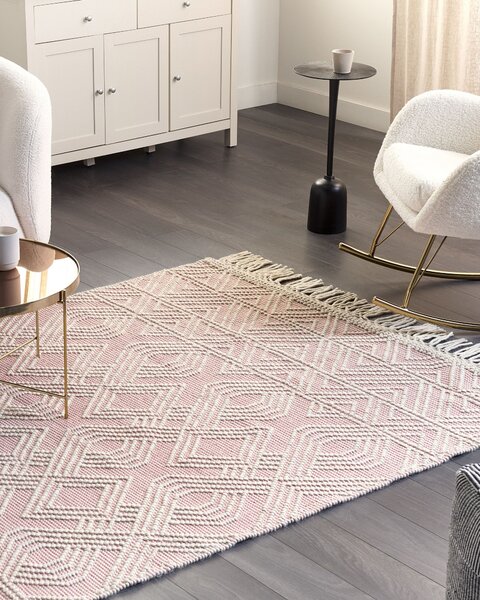 Koberec ružový vlna polyester 160 x 230 cm geometrický vzor strapce boho moderný štýl