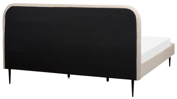 Posteľ béžová buklé čalúnenie 180 x 200 cm čelo lamelová základňa čierne nohy minimalistický dizajn