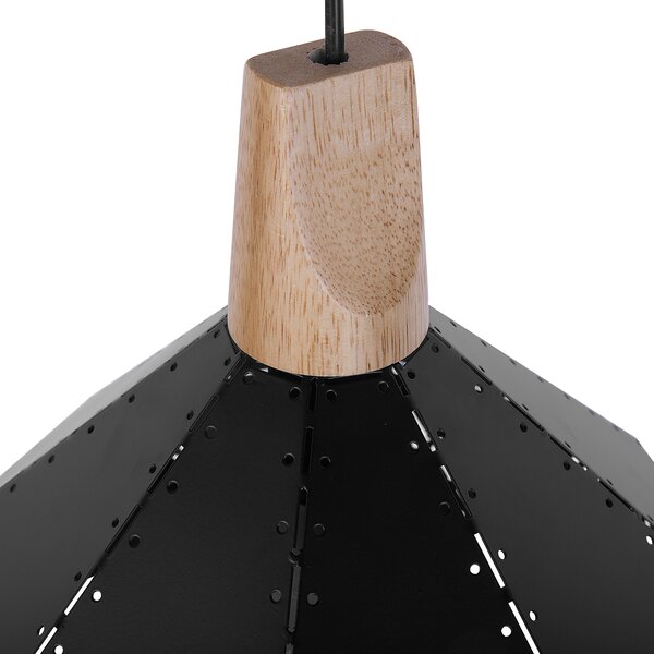 Závesná lampa čierna farba kovová s prvkom z dubového dreva geometrický tvar moderná