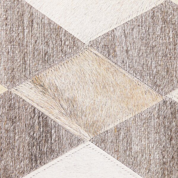 Koberec hnedá béžová žakár hovädzia koža 160 x 230 cm geometrický diamantový vzor patchworkový retro moderný štýl obývačka spálňa
