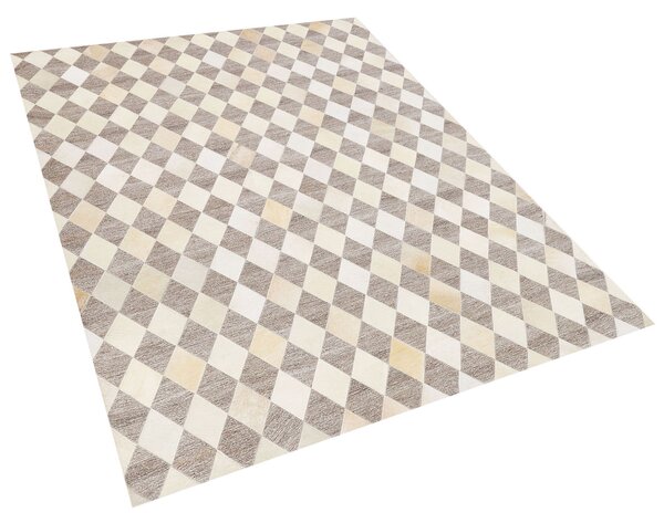 Koberec hnedá béžová žakár hovädzia koža 160 x 230 cm geometrický diamantový vzor patchworkový retro moderný štýl obývačka spálňa