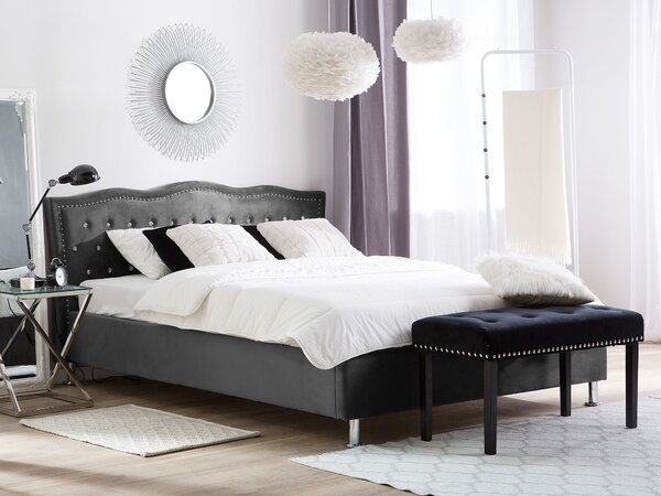 Posteľ tmavosivá zamatové čalúnenie 160 x 200 cm s úložným priestorom prešívané čelo s gombíkmi moderný glamour štýl spálňa