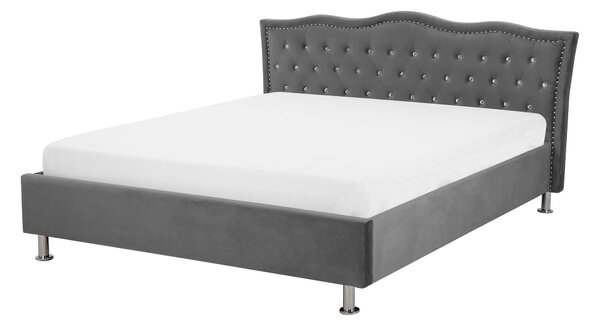Posteľ tmavosivá zamatové čalúnenie 140 x 200 cm s úložným priestorom prešívané čelo s gombíkmi moderný glamour štýl spálňa