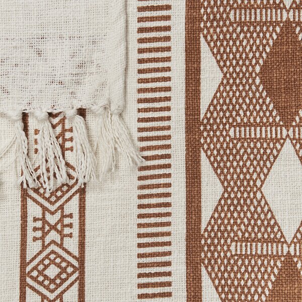Prikrývka béžová a hnedá bavlnená 130 x 180 cm africký vzor kilim prírodný dizajn boho