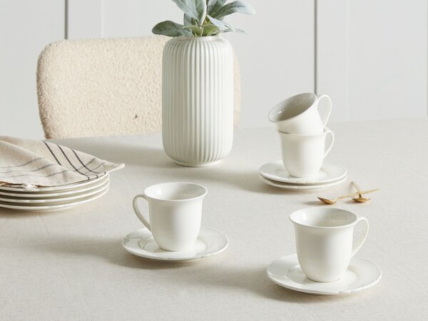 Sada 4 šálok s podšálkami biela porcelán kaolín lesklá povrchová úprava pre 4 osoby šálky na čaj klasický dizajn kuchyňa jedáleň