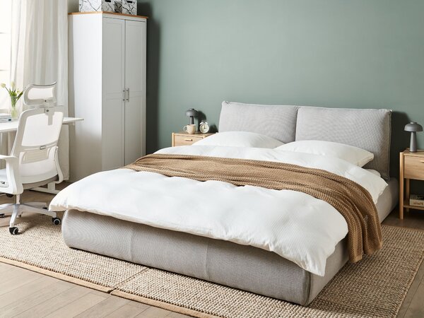 Posteľ sivá polyester látkové čalúnenie 160 x 200 cm lamelový rošt hrubé čalúnené čelo postele moderný štýl spálňa