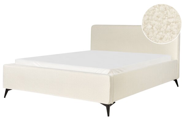 Rám postele s čelom krémová biela buklé čalúnenie čierne kovové nohy 180 x 200 cm klasický minimalistický štýl spálňa
