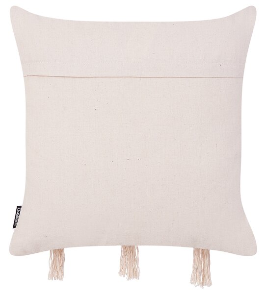 Sada 2 dekoratívnych vankúšov béžová bavlnená 45 x 45 cm so strapcami boho retro dekoratívne doplnky