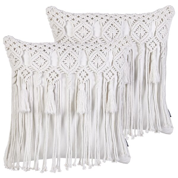 Sada 2 dekoratívnych vankúšov biela bavlna makramé 45 x 45 cm so strapcami boho retro štýl doplnky