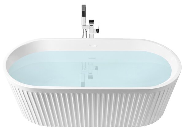Voľne stojaca vaňa biela matná akrylátová 170 x 80 cm drážkovaná povrchová úprava oválna moderný štýl kúpeľňa
