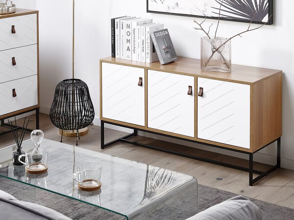 Komoda svetlé drevo biela MFD kov 62 x 112 x 39 cm 3-dverová 3 skrinky úložný priestor moderný štýl obývačka spálňa