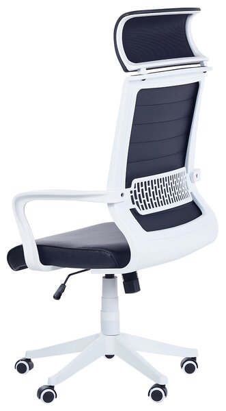 Kancelárska stolička čierna umelá koža výškovo nastaviteľná s opierkami na kolieskach ergonomický tvar moderný štýl