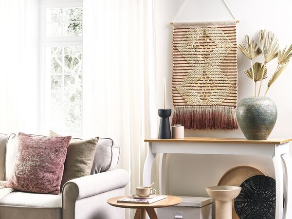 Nástenná dekorácia béžová a červená bavlnená ručne tkaná so strapcami a trblietkami geometrický vzor boho obývacia izba spálňa