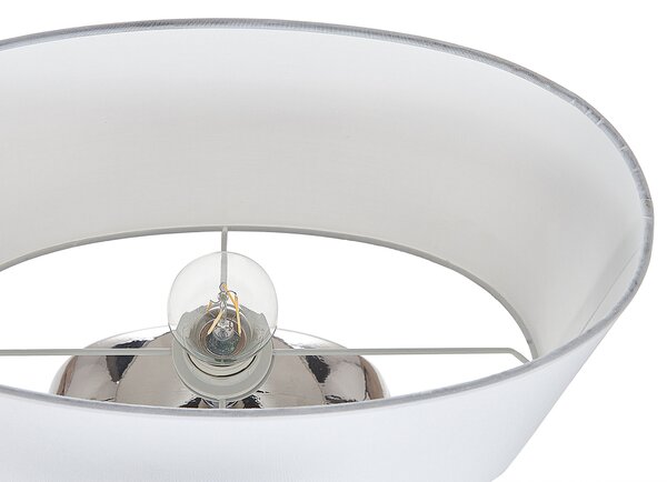 Stolná lampa strieborná keramická 49 cm s tienidlom podstavec s motívom stromu elegantný dizajn spálňa obývacia izba