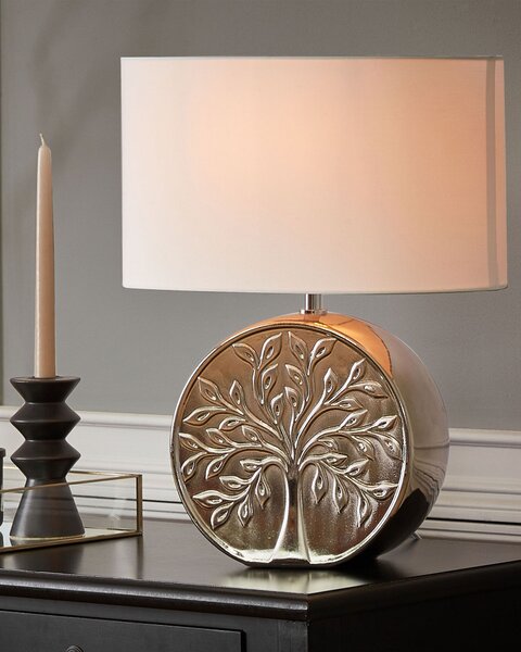 Stolná lampa strieborná keramická 49 cm s tienidlom podstavec s motívom stromu elegantný dizajn spálňa obývacia izba