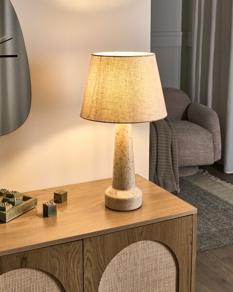 Stolná lampa svetlobéžová keramický podstavec ľanové tienidlo moderný štýl obývacia izba spálňa