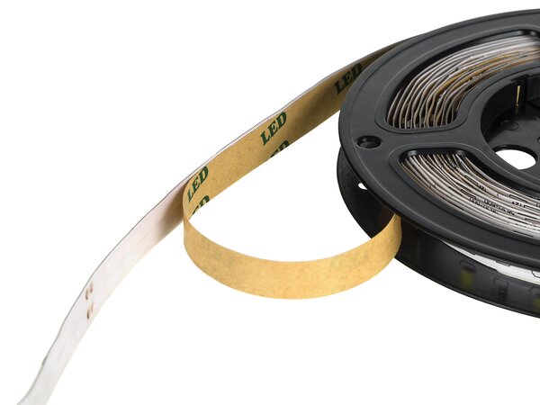 ECOLIGHT LED pásik - SMD 5050 - RGB - 5m - 30LED/m - 7,2 W/h - IP20 - s konektorom