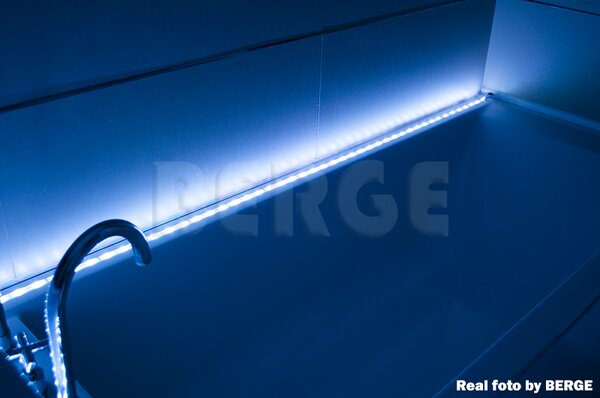 ECOLIGHT LED pásik - SMD 5050 - RGB - 5m - 30LED/m - 7,2 W/h - IP20 - s konektorom