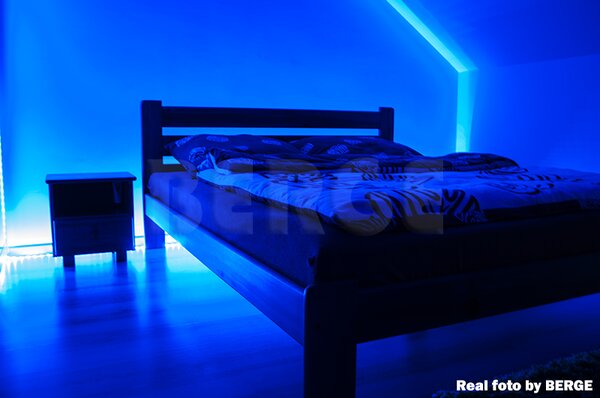 BERGE LED pásik - SMD 5050 - RGB - 5m - 30LED/m - 7,2 W/h - IP65 - s konektorom