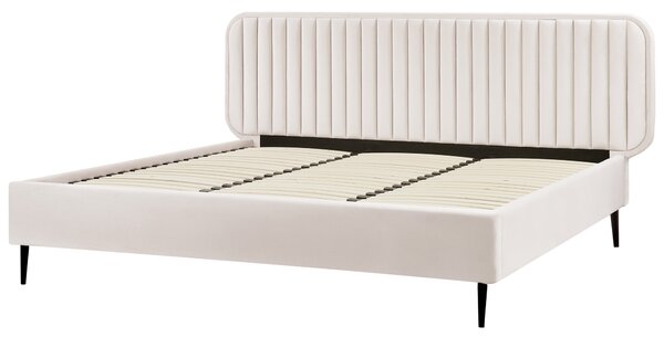 Posteľ béžová zamatové čalúnenie 180 x 200 cm rám s prešívaným čelom kovové nohy moderný retro štýl spálňa