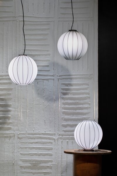 SIRU - Luster na lanku SFERA 1xE27/60W/230V pr. 32 cm čierna/biela benátske sklo