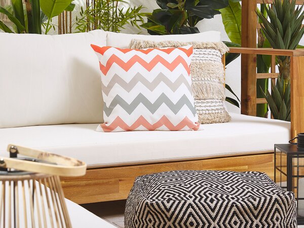 Sada dvoch vonkajších štvorcových vankúšov s farebným vzorom záhradné vankúše biely polyester poťah na zips 45 x 45 cm moderný cikcak dizajn