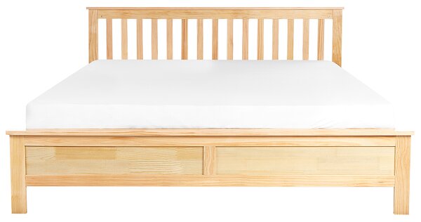Posteľ svetlohnedá borovicové drevo 180 x 200 cm lamelové čelo s roštom škandinávsky tradičný štýl spálňa