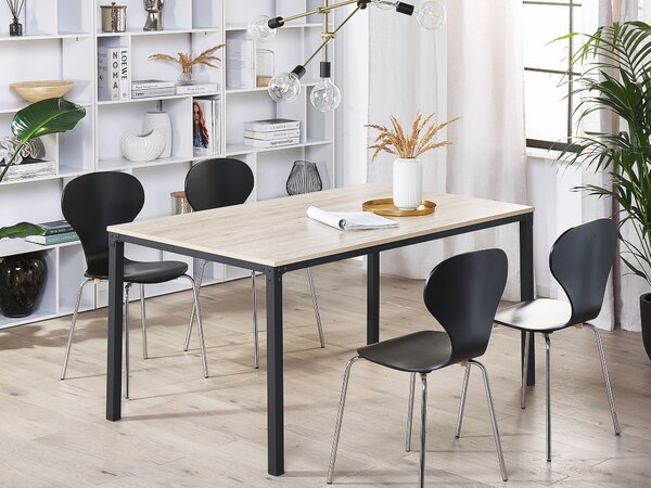 Jedálenský stôl svetlé drevo čierna drevotrieska kov 150 x 90 cm obdĺžnikový tvar pre 4 osoby moderný štýl kuchyňa jedáleň