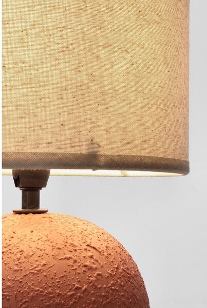 Keramická stolová lampa v terakotovej farbe s textilným tienidlom (výška 32 cm) Irvin – Yes Everyday