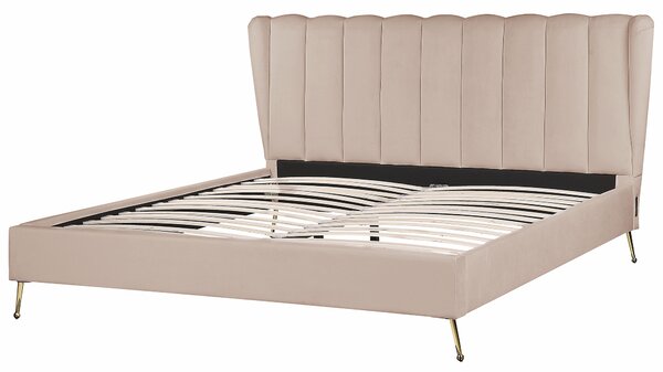 Posteľ sivobéžová zamatové čalúnenie 180 x 200 cm zlaté kovové nohy prešívané čelo s USB portom moderný glamour štýl spálňa