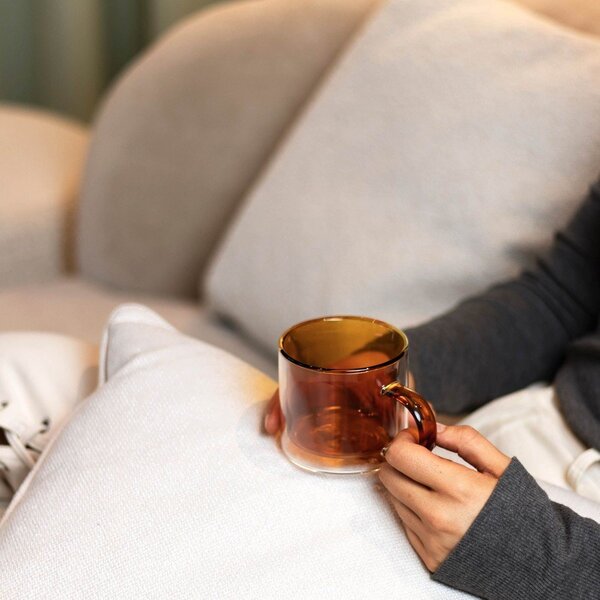Jantárové sklenené hrnčeky v súprave 2 ks 270 ml Liv – ONA